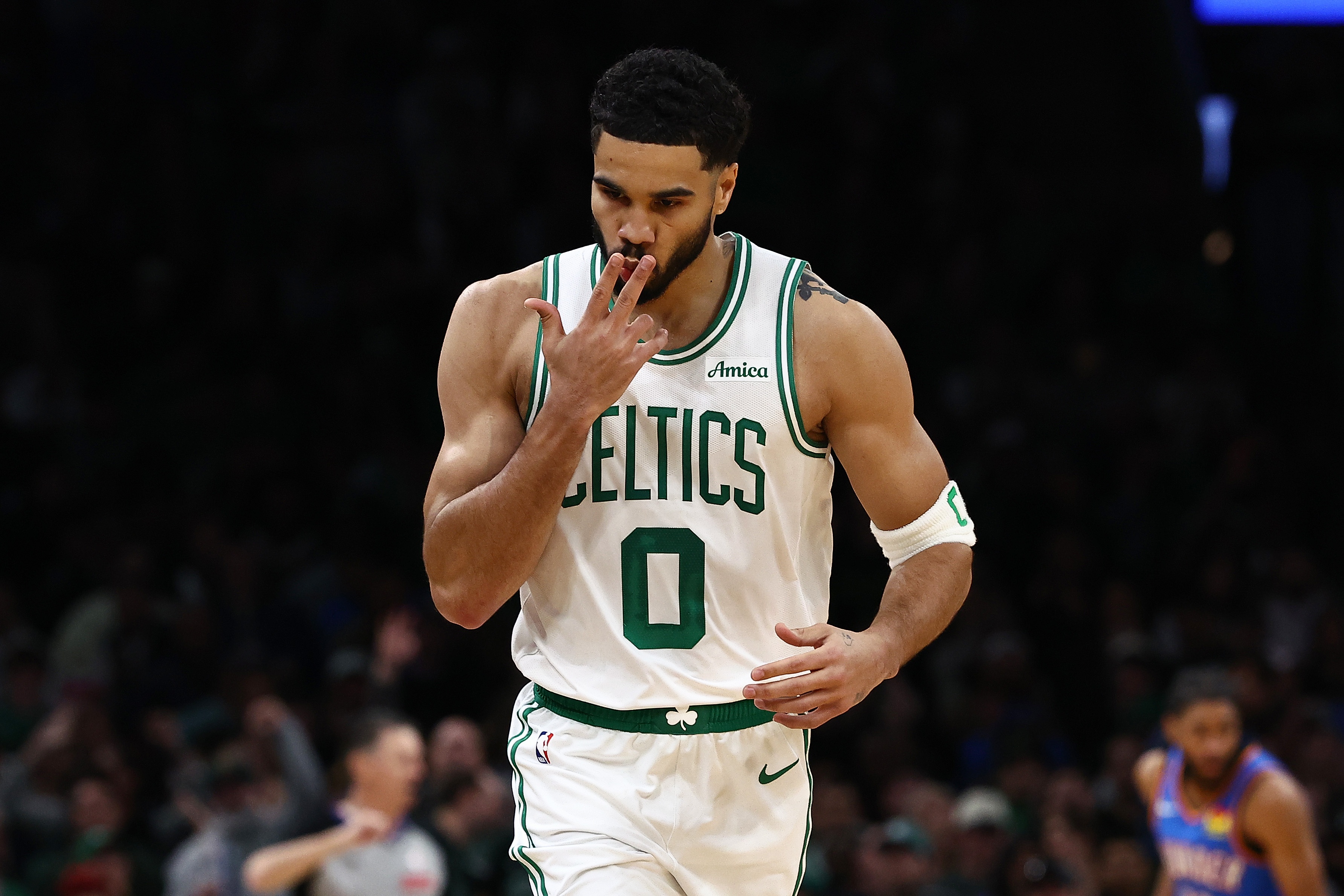 世界杯app下载-能攻善传！塔图姆15中7拿到23分13板7助3断 正负值+13